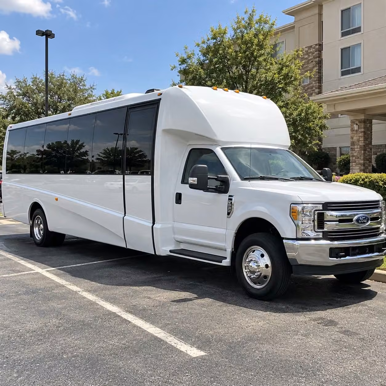 15 passenger minibus
