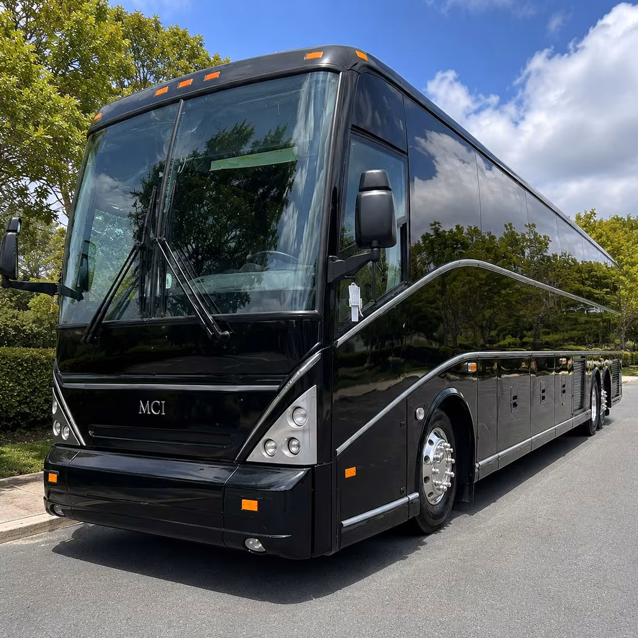 denver concert and sports event shuttle bus rentals